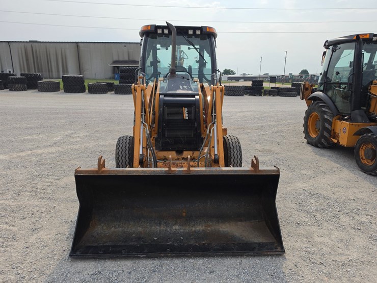 2012-case-580sn-image-2