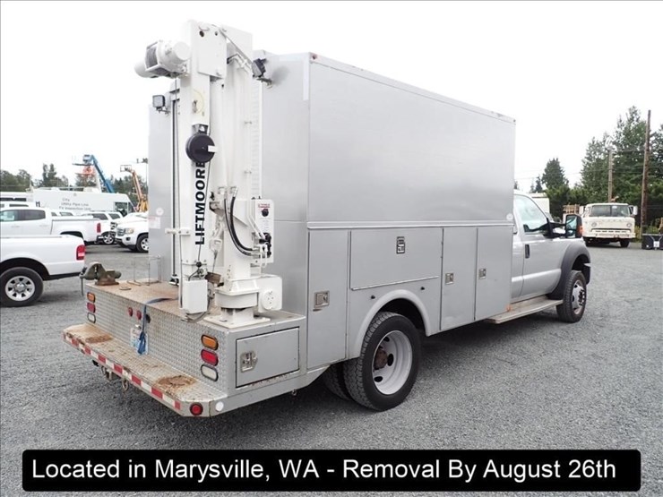 2015-ford-f550-image-23