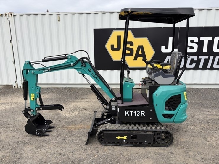 2026-cfg-kt13r-mini-hydraulic-excavator-image-7