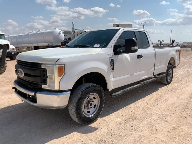 2018-ford-f250-image-2