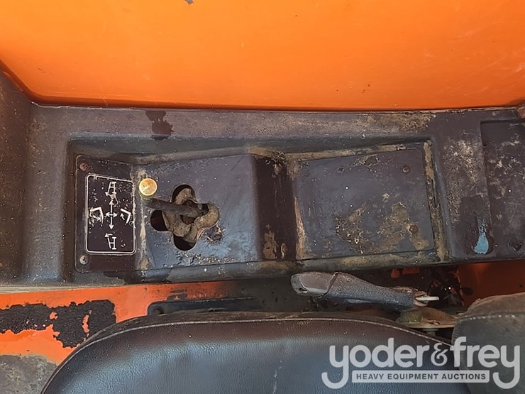 2012-jlg-g6-42a-image-46