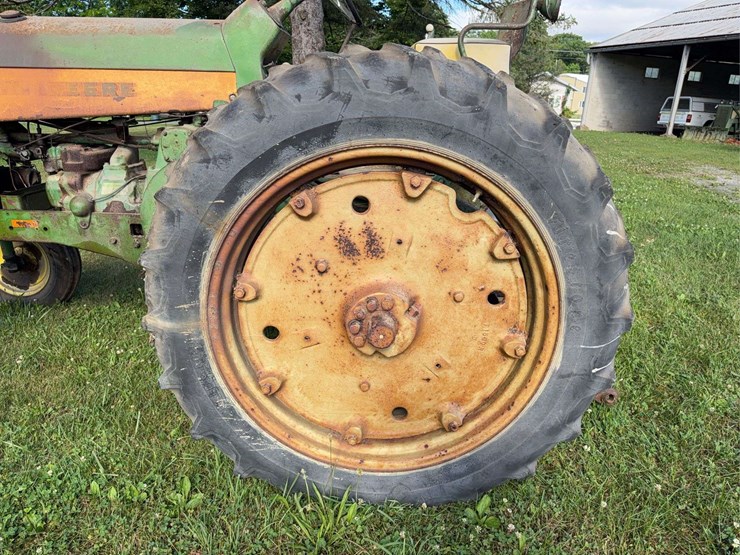 john-deere-630-image-46
