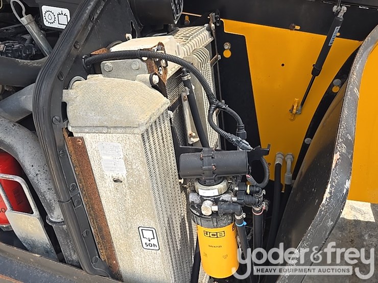 2017-jcb-510-56-image-55
