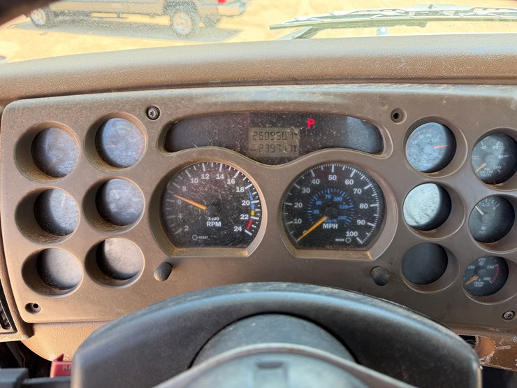 2004-troxell-130bbl-image-23