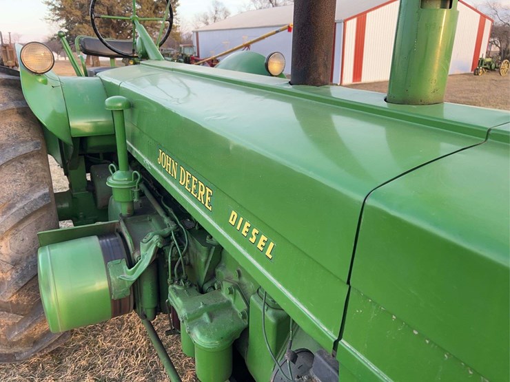john-deere-r-image-11