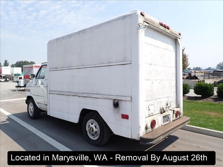 1992-chevrolet-30-image-14