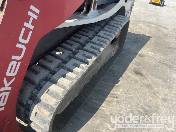 2018-takeuchi-tl12v2-image-25