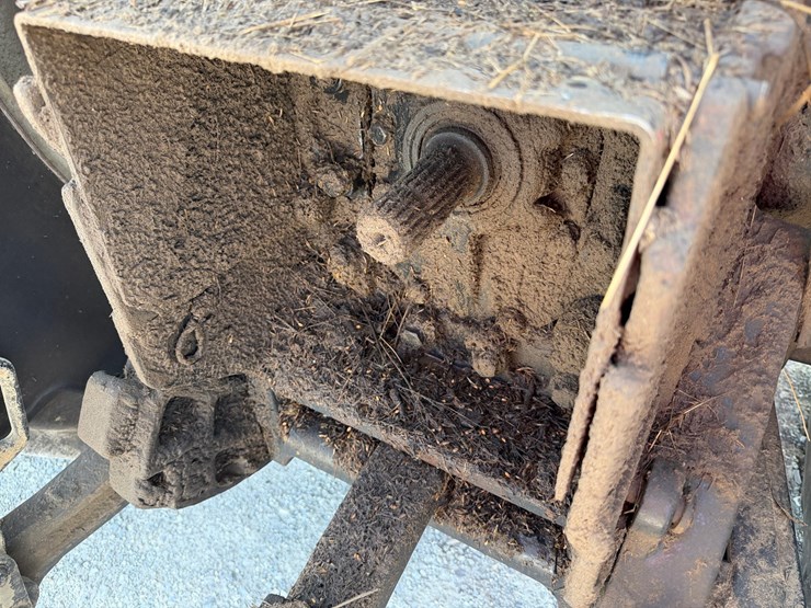 2004-case-ih-mx285-image-11