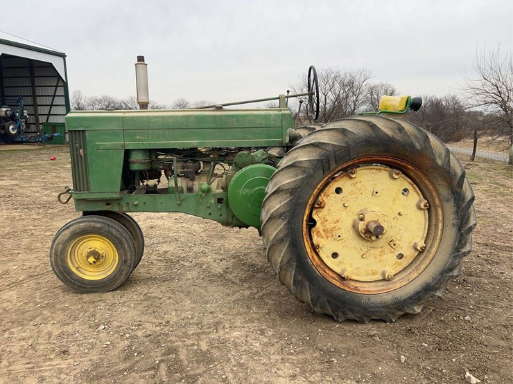 john-deere-70-image-2