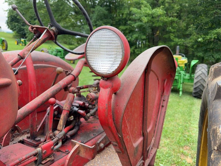 massey-ferguson-33-image-40