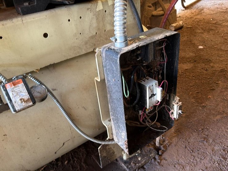 #1024-•-ingersoll-rand-7100-air-compressor---frye-lumber-company-image-5