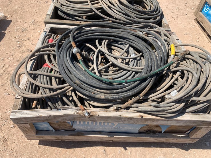 (2)-crates-of-1/2-hydraulic-hoses-image-4