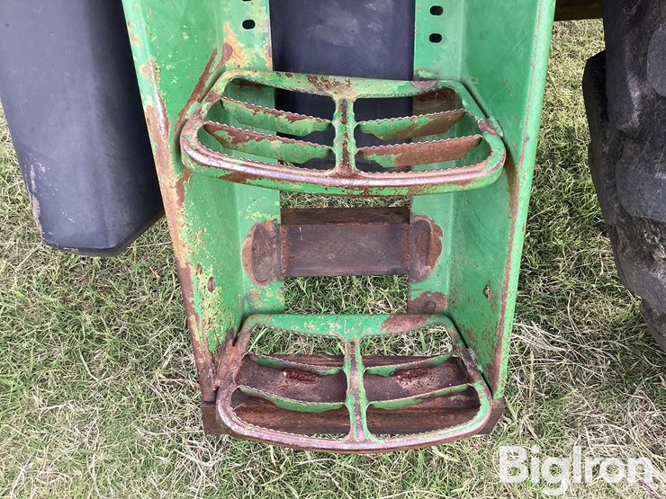 2004-john-deere-6715-image-11