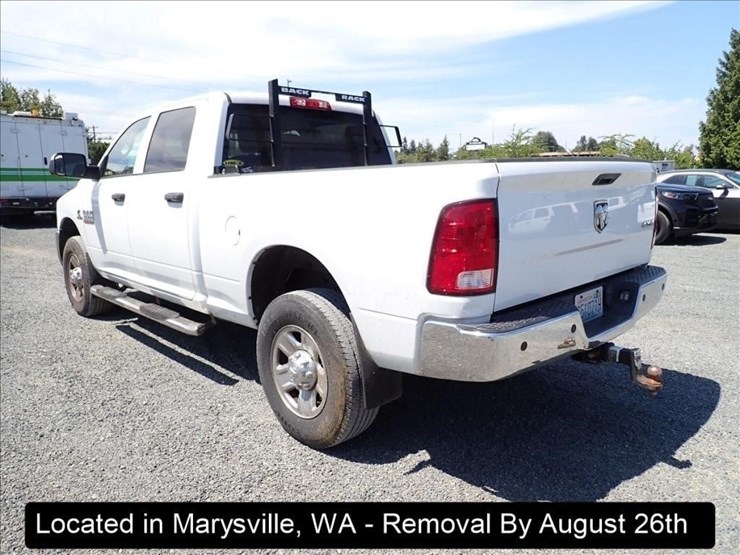2018-dodge-3500-image-16