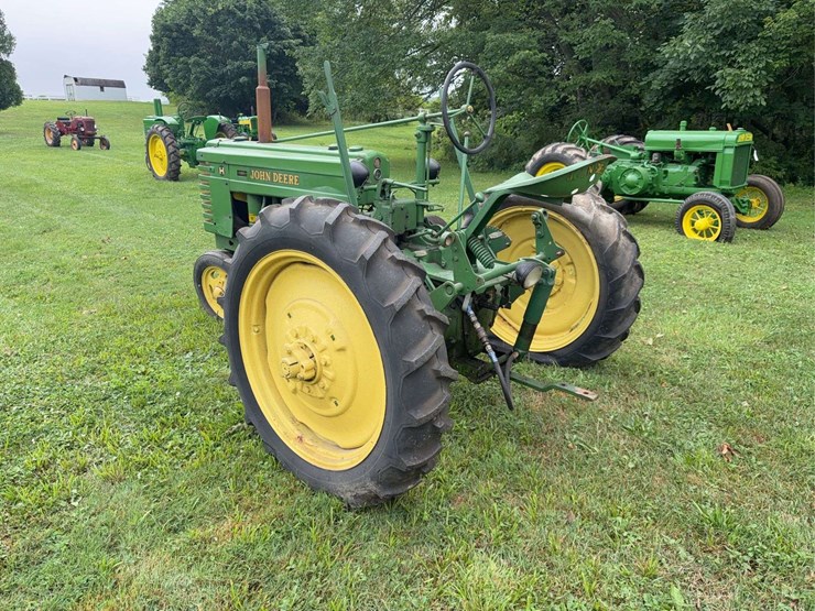 john-deere-h-image-3