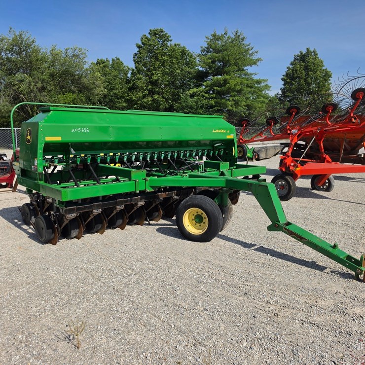 2002 JOHN DEERE 1590