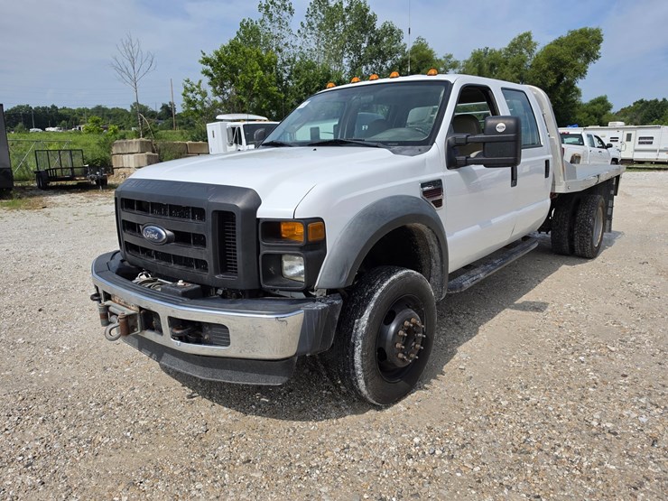 2008-ford-f550-image-1