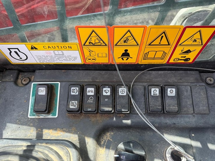 takeuchi-tl12v2-image-24