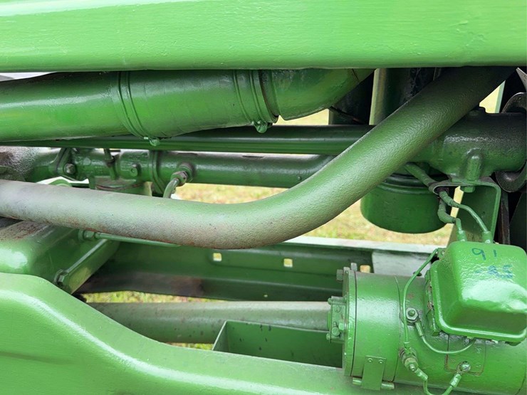 john-deere-model-b-image-18