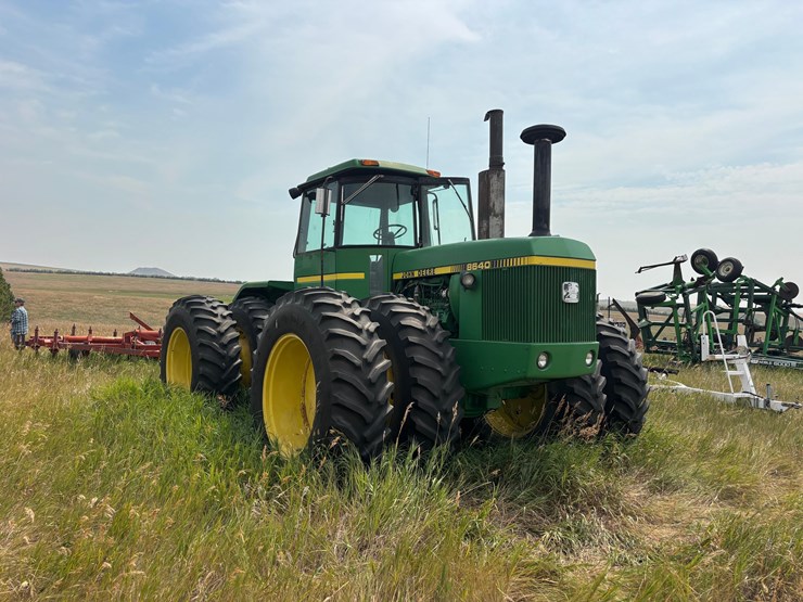 john-deere-8640-image-3