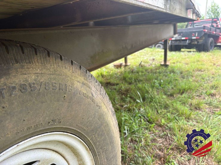 t/a-25’-gooseneck-trailer-image-37