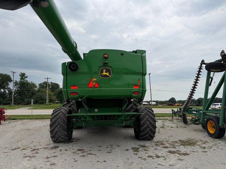 2019-john-deere-s770-image-27