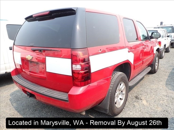 2012-chevrolet-tahoe-image-21