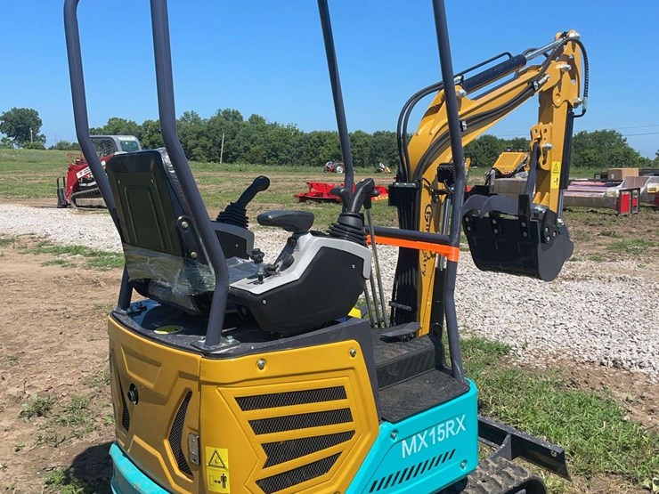 mx15rx-mini-excavator-image-7