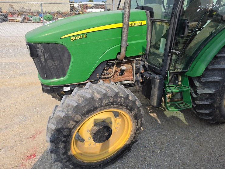 2010-john-deere-5083e-image-3