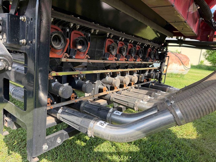 case-ih-3445-airseeder-image-12