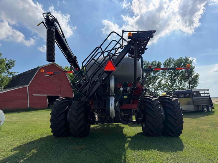 case-ih-3445-airseeder-image-5