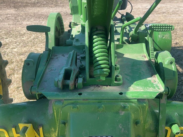 john-deere-model-b-image-49