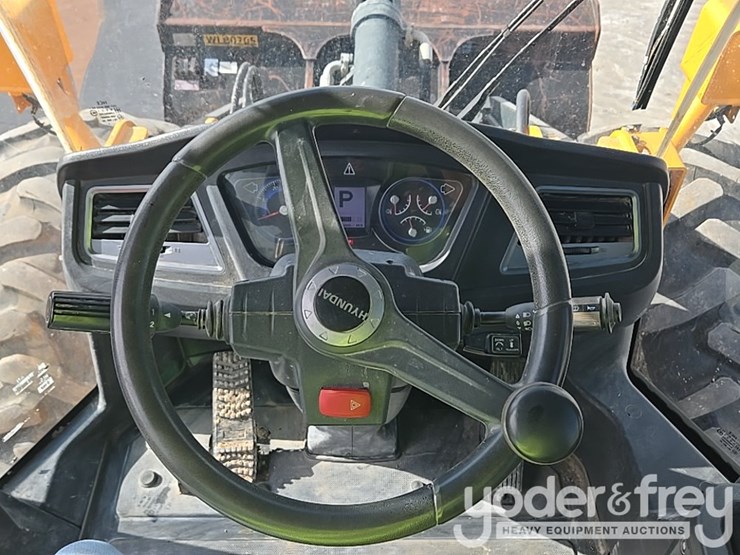 2021-hyundai-hl940a-image-74