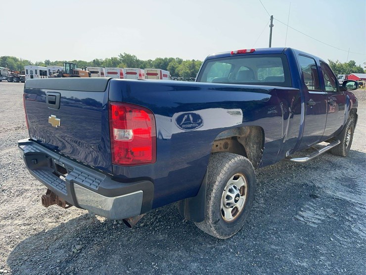 2013-chevrolet-silverado-2500hd-image-5