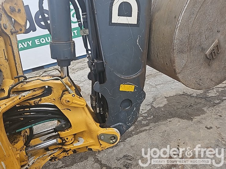 2014-deere-410k-image-31