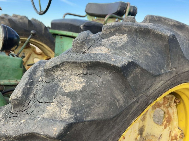 john-deere-50-image-45
