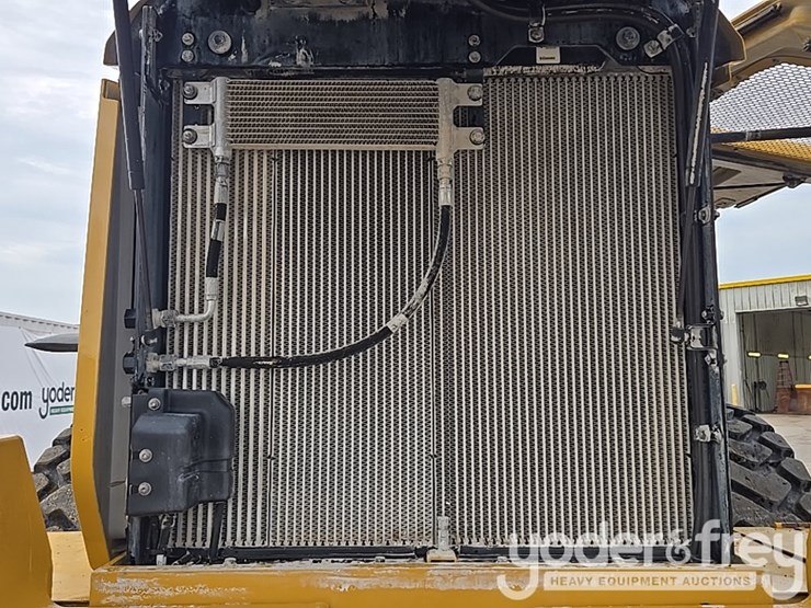 2019-caterpillar-938m-image-39