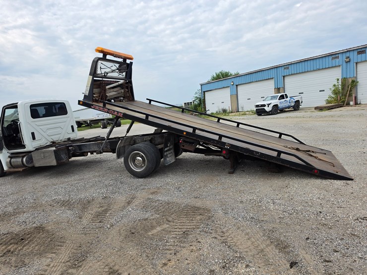 2002-international-durastar-4300-image-34