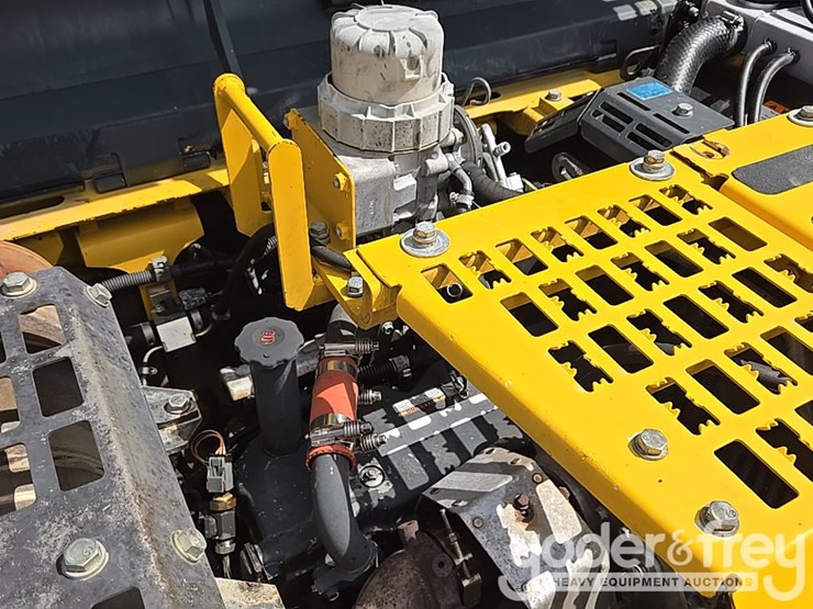 2016-komatsu-pc170-lc-10-image-46