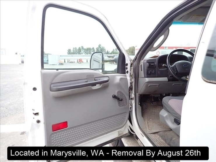 2006-ford-f550-image-7