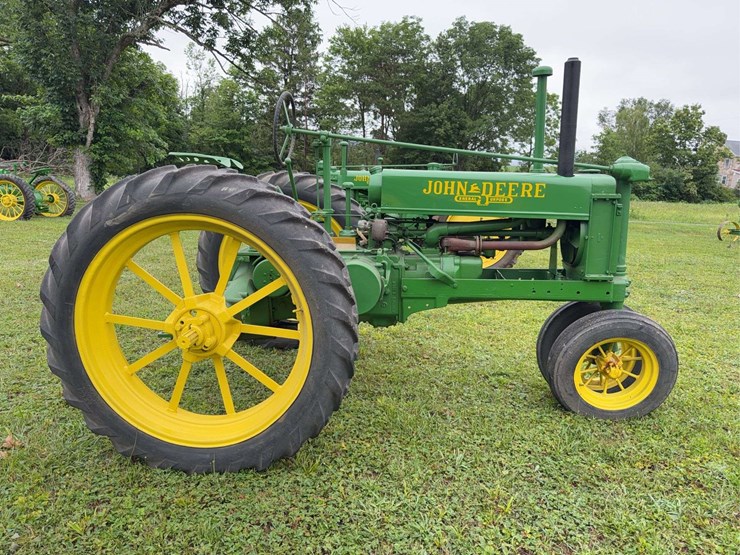 john-deere-model-b-image-6