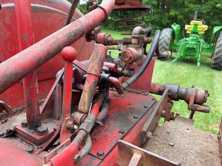 massey-ferguson-33-image-41