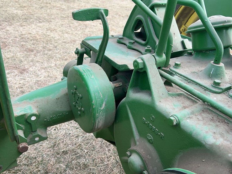 john-deere-model-b-image-26