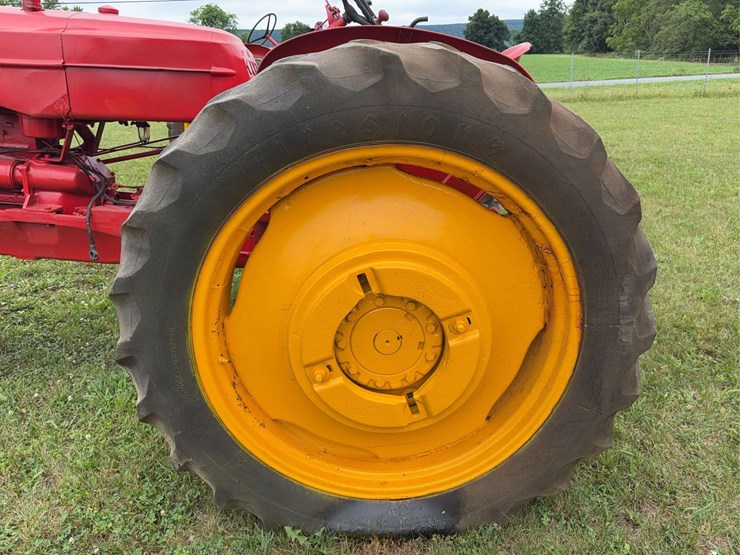 massey-ferguson-44-image-39