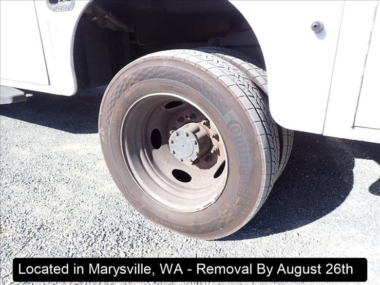 2009-ford-f550-image-12