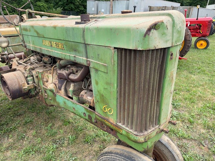 john-deere-60-image-10