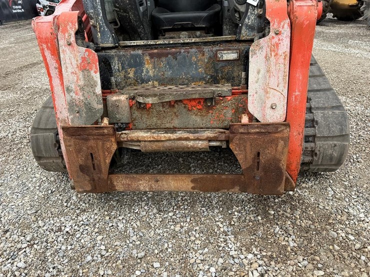 2017-kubota-svl95-2s-image-9