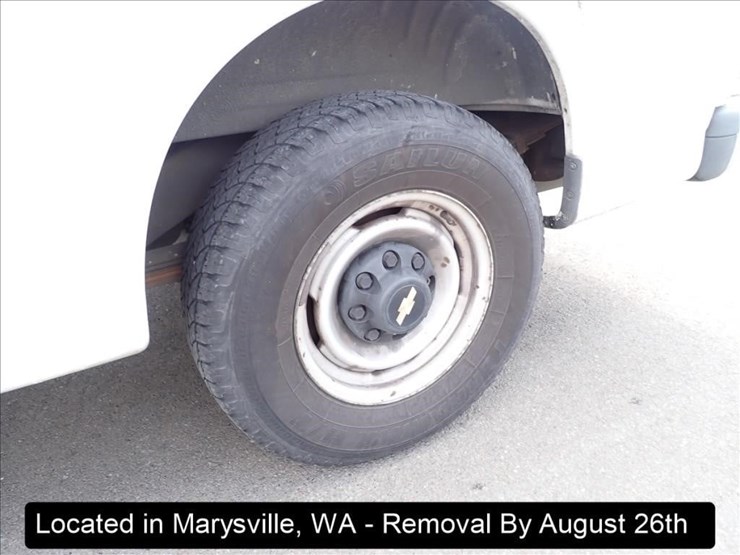 2001-chevrolet-express-3500-image-15