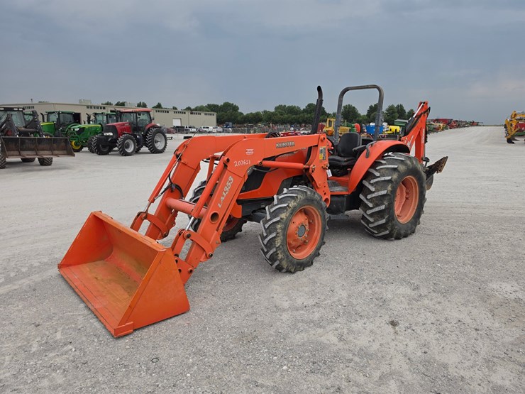 2006-kubota-m8540d-image-1