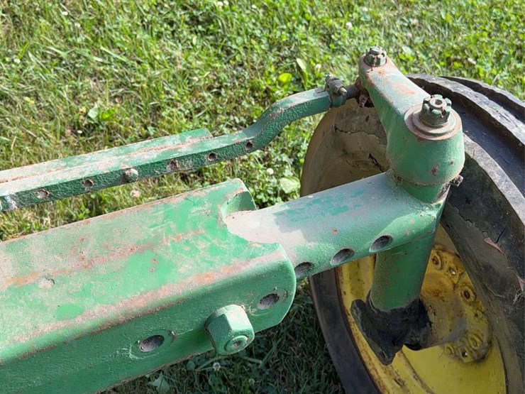 john-deere-630-image-15